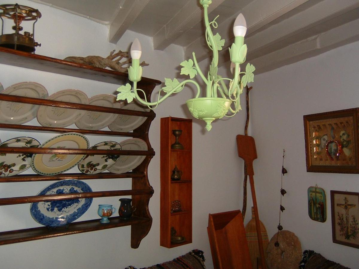 האלקי Yiayia'S Home מראה חיצוני תמונה