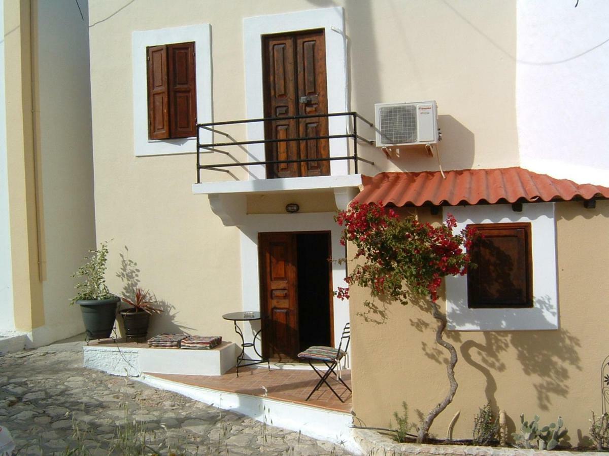 האלקי Yiayia'S Home מראה חיצוני תמונה